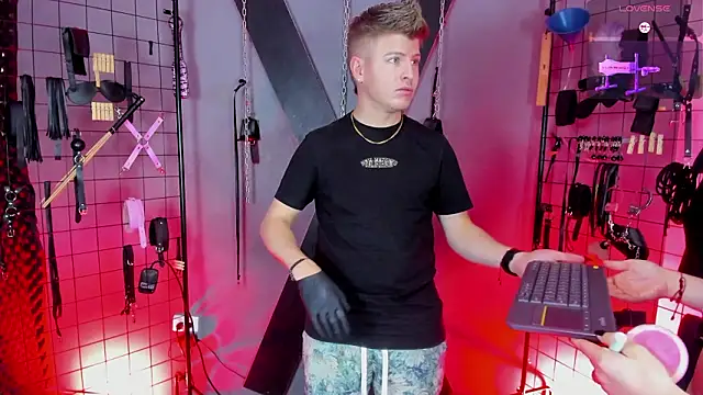 MrJustin Brianna BDSM online show from 02.21.26