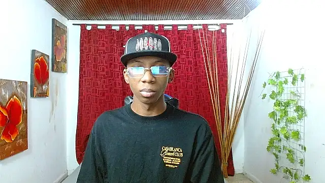 milo018 online show from 04.25.26