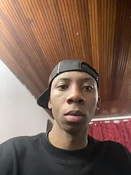 milo018 online show from 06.26.26