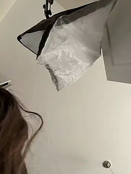 clarabarness15 online show from 03.05.26