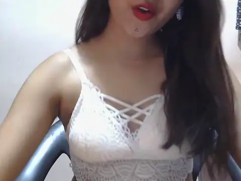 sassy slut 69 online show from 04.20.26