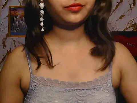 sassy slut 69 online show from 06.03.26