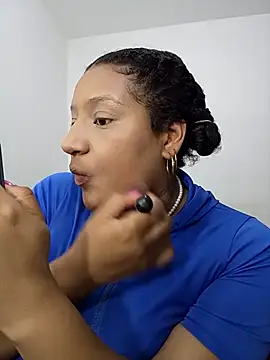 gigiblue89 online show from 05.10.26