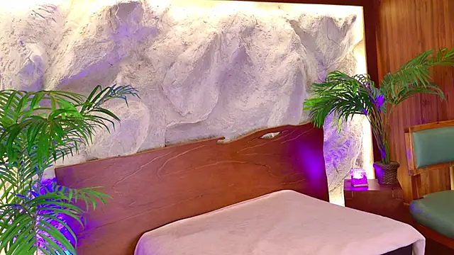 Rolyloren  online show from 03.04.26