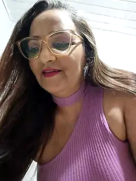 Noemipopi online show from 04.21.26