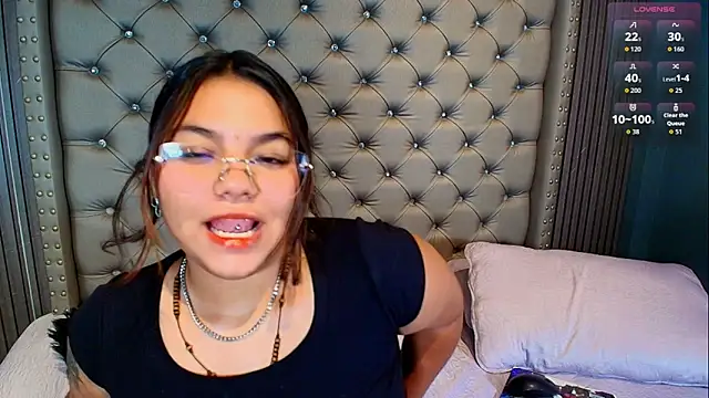 NAOMI cute  online show from 04.11.26