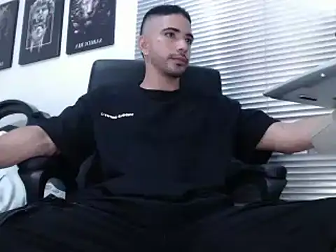 Snapshot of Kratoswolf chatting on 03.13.26 Kratoswolf online show from 03.13.26