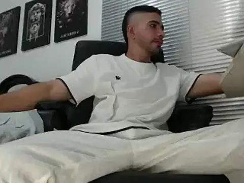 Snapshot of Kratoswolf chatting on 03.14.26 Kratoswolf online show from 03.14.26