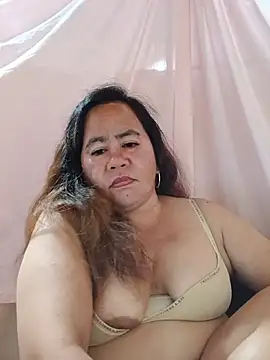 Snapshot of mature_l0ve43 chatting on 07.18.26 mature l0ve43 online show from 07.18.26