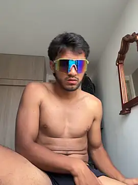 Snapshot of hardbody_19 chatting on 03.11.26 hardbody 19 online show from 03.11.26