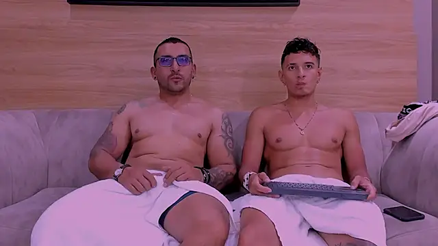 Snapshot of privacy_friends chatting on 02.28.26 privacy friends online show from 02.28.26