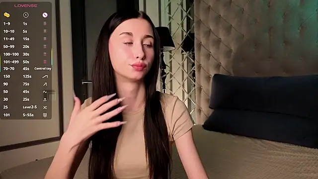 MiguelinaRasmuson online show from 04.24.26