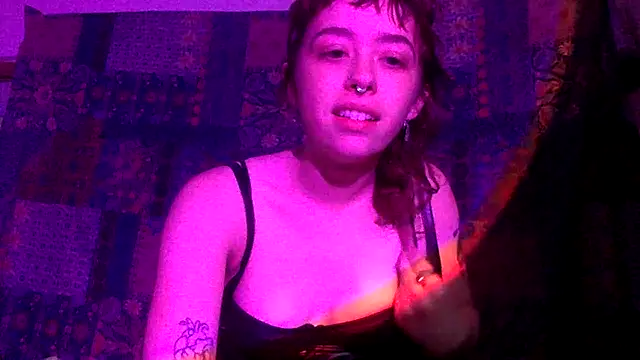 Snapshot of ivyxoxo chatting on 04.05.26 ivyxoxo online show from 04.05.26