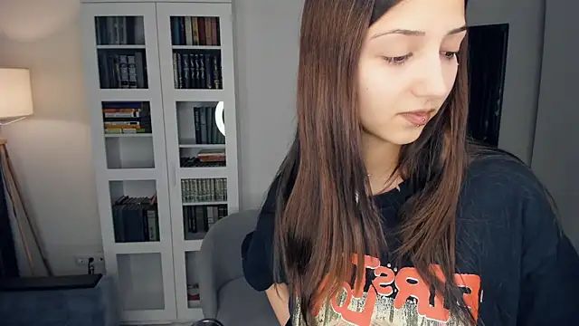 Snapshot of littleevilon chatting on 02.22.26 littleevilon online show from 02.22.26