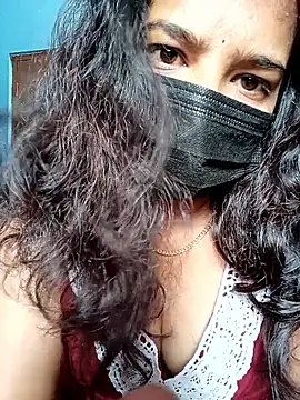 Sumaya-Reddy online show from 02.26.26