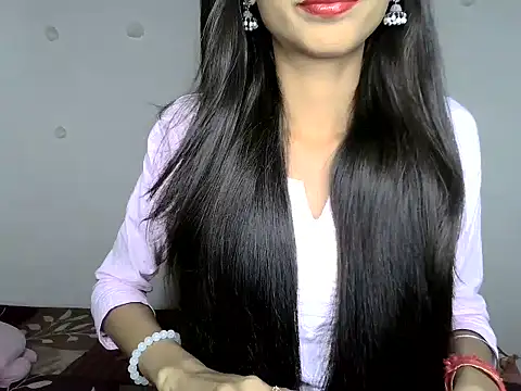 Snapshot of SIKSHA_SINGH chatting on 05.17.26 SIKSHA SINGH online show from 05.17.26