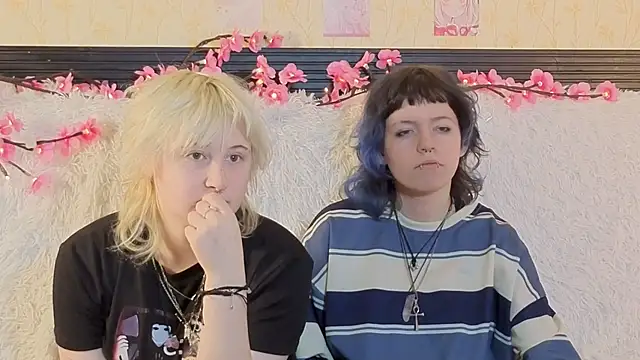 May leaf online show from 03.12.26