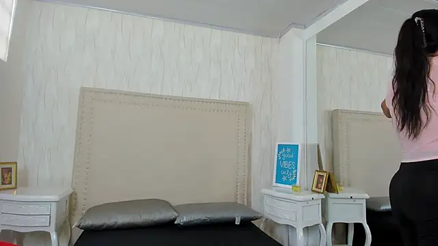 FernandaAvilax online show from 04.24.26