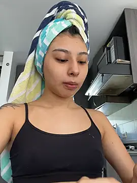 Snapshot of chloe_bluee_ chatting on 07.06.26 chloe bluee online show from 07.06.26