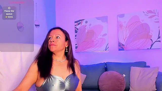 Ivonne 4 online show from 06.10.26
