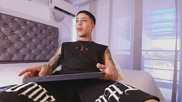 PapiLucca online show from 03.03.26