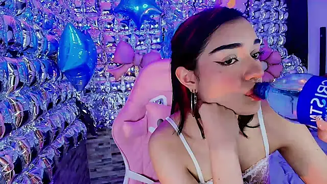 lala cherry online show from 04.21.26