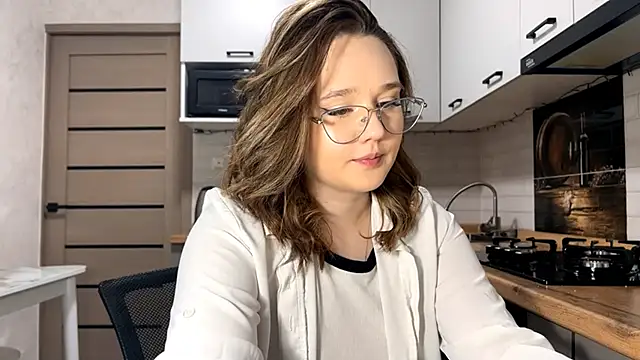 AinaSmith online show from 03.05.26