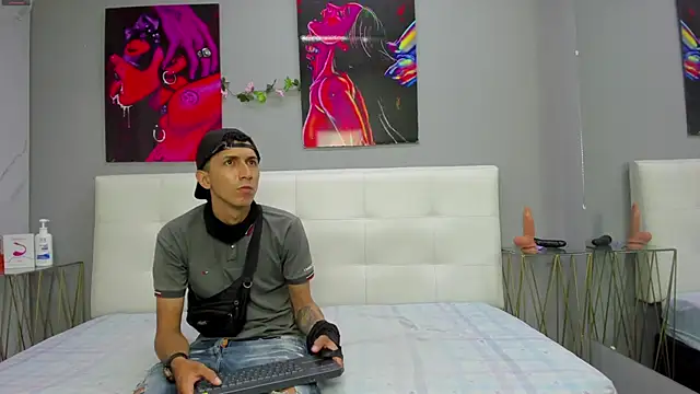 ahsly78Bryan online show from 06.08.26