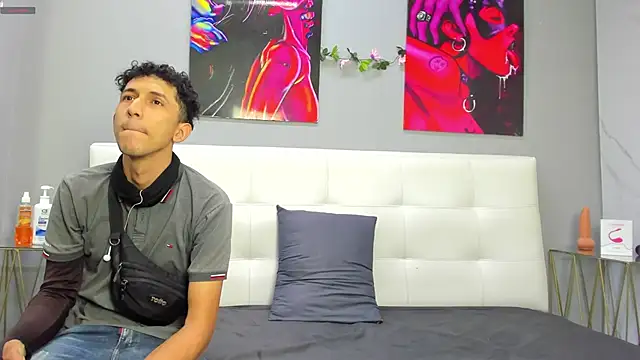 ahsly78Bryan online show from 06.12.26