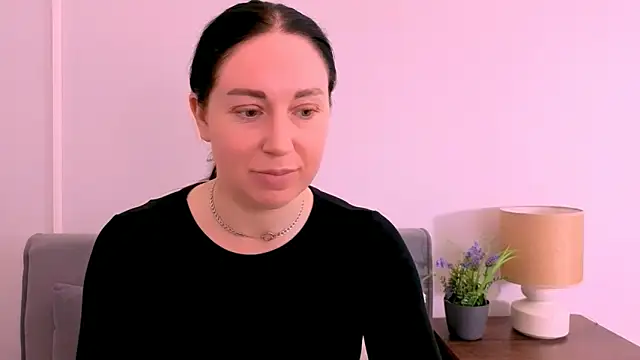 MiaFair online show from 04.27.26