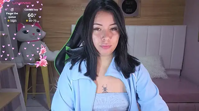 Kylia a online show from 04.28.26