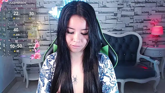 Kylia a online show from 06.19.26