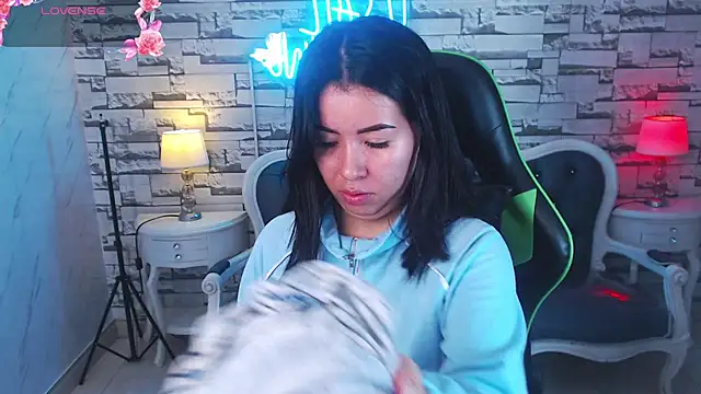 Kylia a online show from 06.25.26