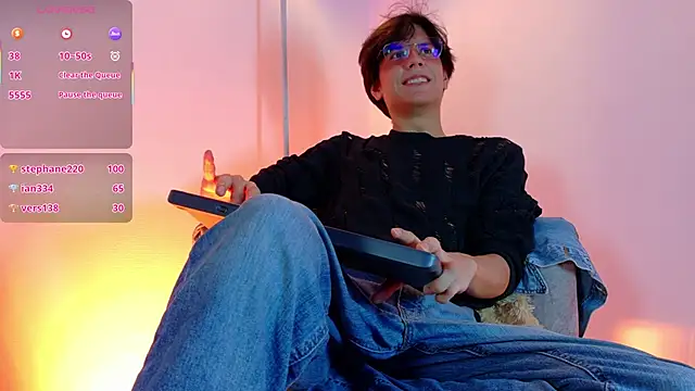 lui x dust online show from 03.16.26