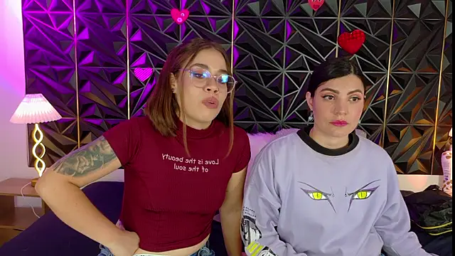 TaylorMilly online show from 03.12.26