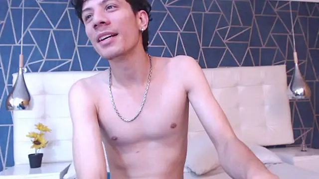 LeoFeniix online show from 02.26.26