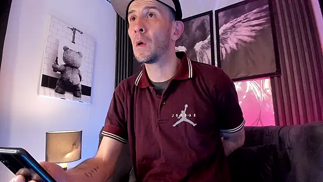 Milanwhite  online show from 03.07.26