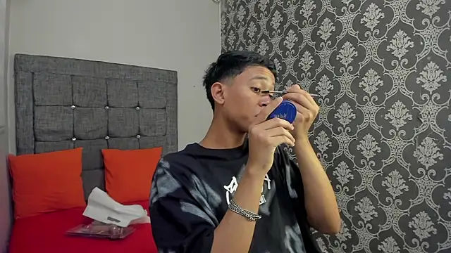 Little Twink19x online show from 06.07.26