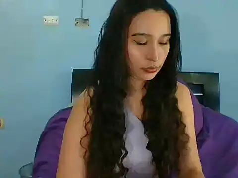 Snapshot of scarlettscottx_ chatting on 03.24.26 scarlettscottx online show from 03.24.26