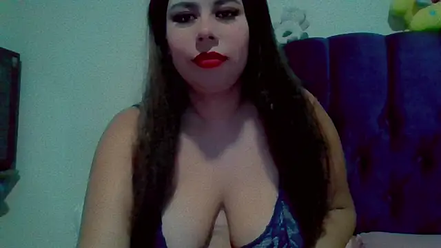 Snapshot of crazybitch3000 chatting on 03.06.26 crazybitch3000 online show from 03.06.26