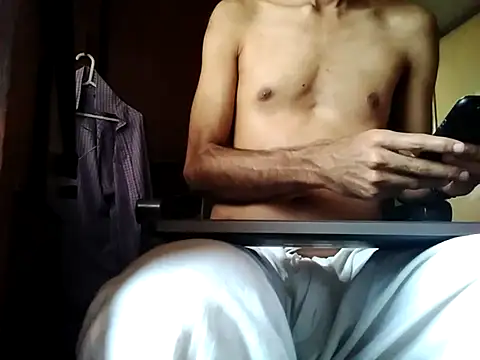 Snapshot of sub_slave_indi chatting on 10.26.25 sub slave indi online show from 10.26.25