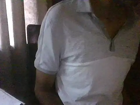 Snapshot of sub_slave_indi chatting on 11.23.25 sub slave indi online show from 11.23.25