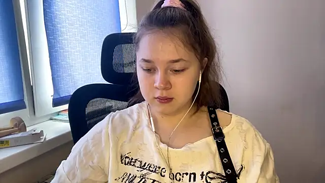 TomikoPfau online show from 03.07.26