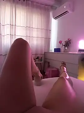 LauraDelightX online show from 06.26.26
