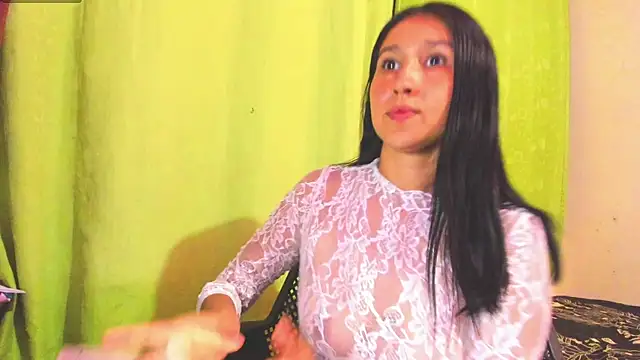 Snapshot of Annipetite_ chatting on 05.26.26 Annipetite online show from 05.26.26