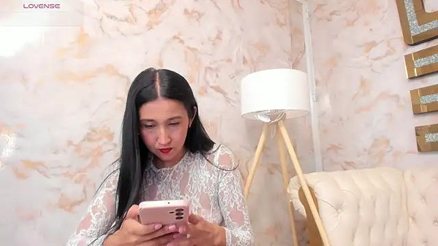 Snapshot of Annipetite_ chatting on 07.16.26 Annipetite online show from 07.16.26