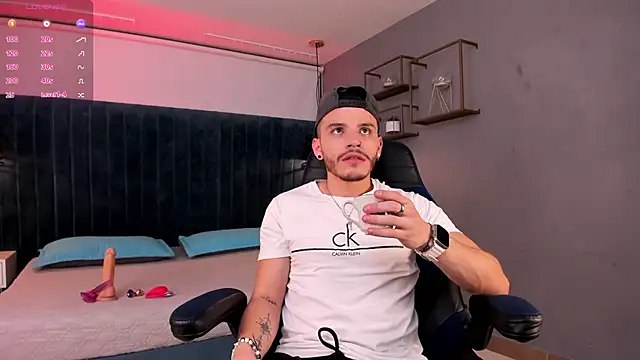 liam es online show from 03.14.26