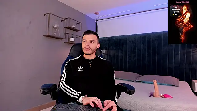 liam es online show from 03.15.26