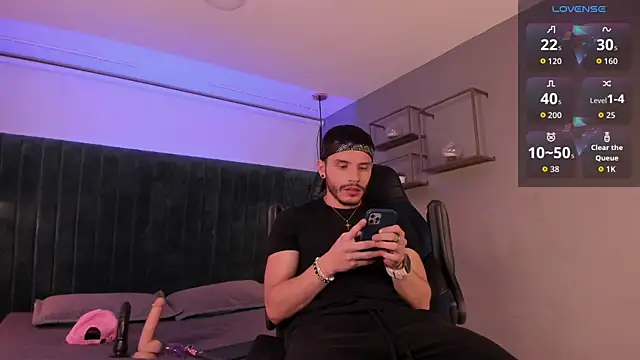 liam es online show from 03.31.26