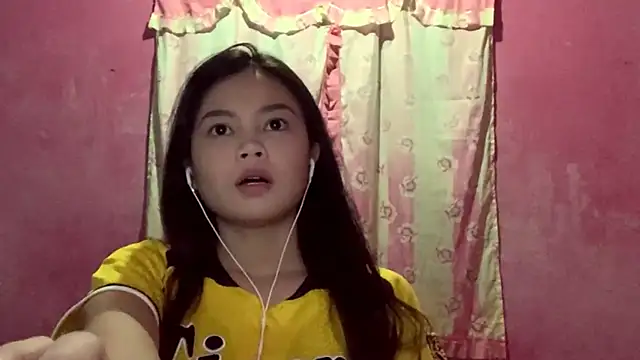 Snapshot of DessertFlower chatting on 03.05.26 DessertFlower online show from 03.05.26